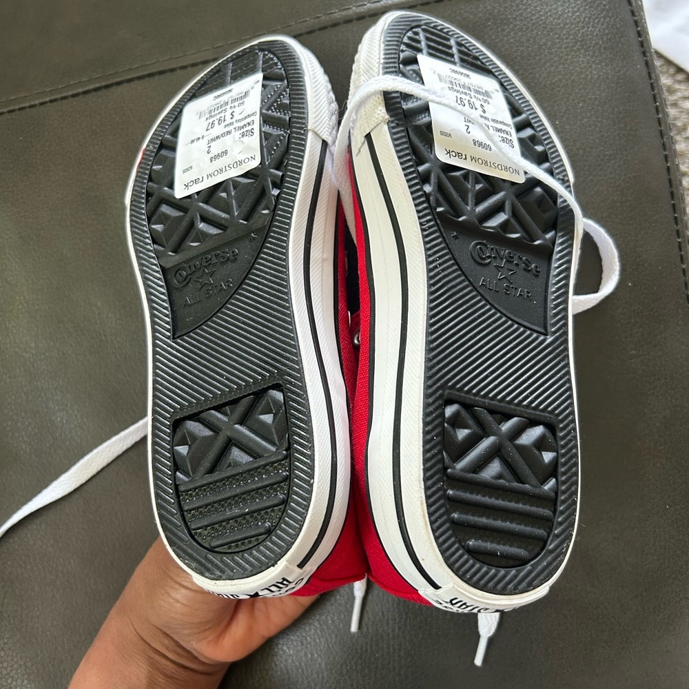 Boys converse brand new never worn